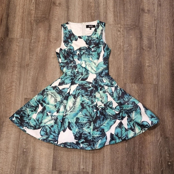 Lulu's Leaf It to Chance Green Fit and Flare Dress - Picture 4 of 7